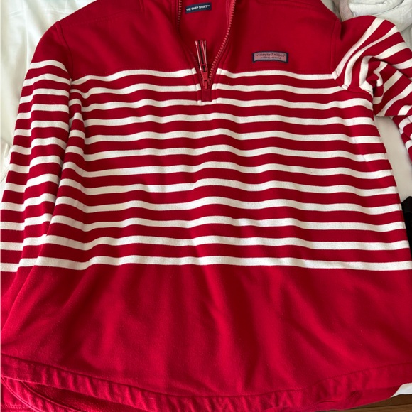 Vineyard Vines Sweaters - Vineyard Vines Red and White Striped dreamcloth shep shirt